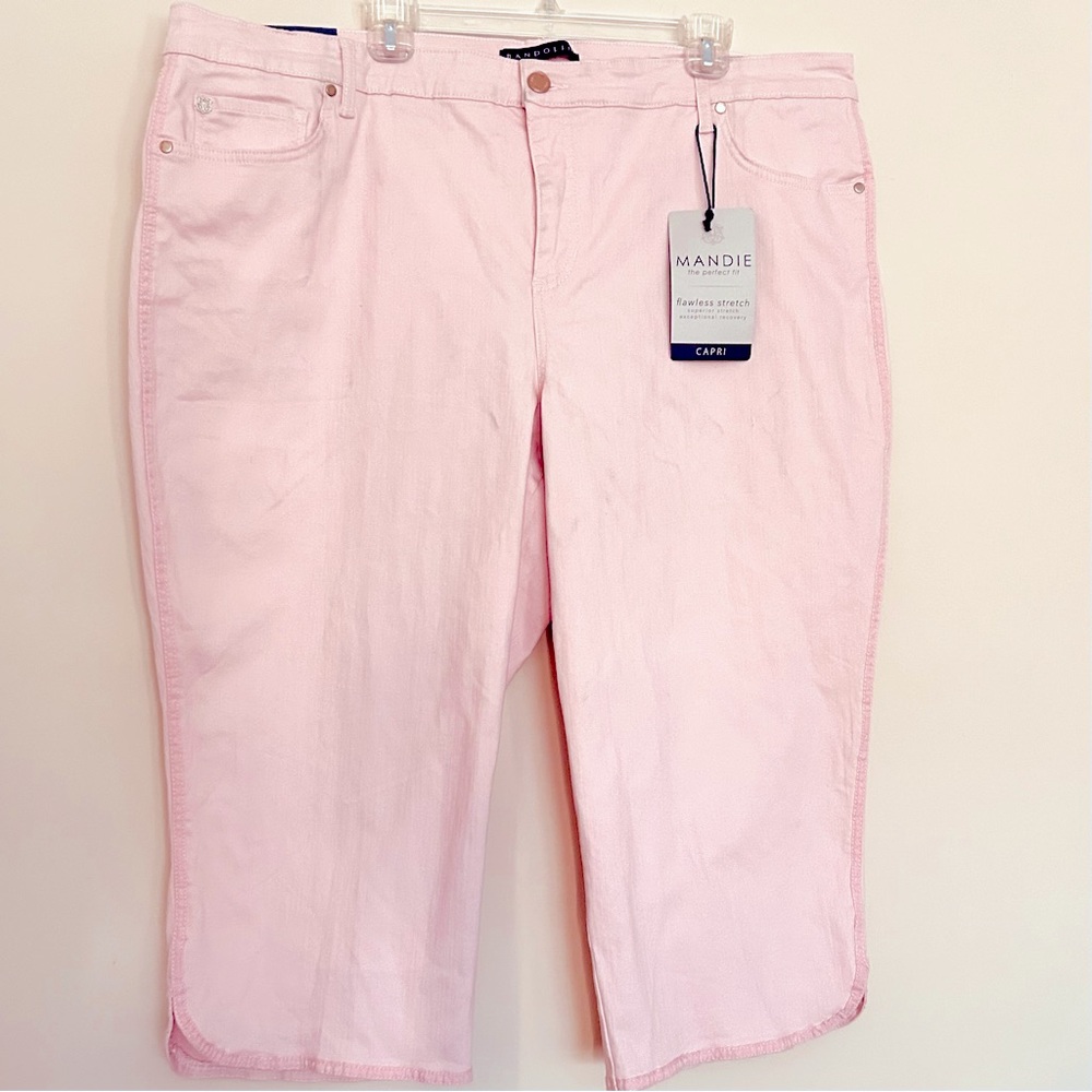 NWT Bandolino Women's Plus Mandie Capri Pink Jeans